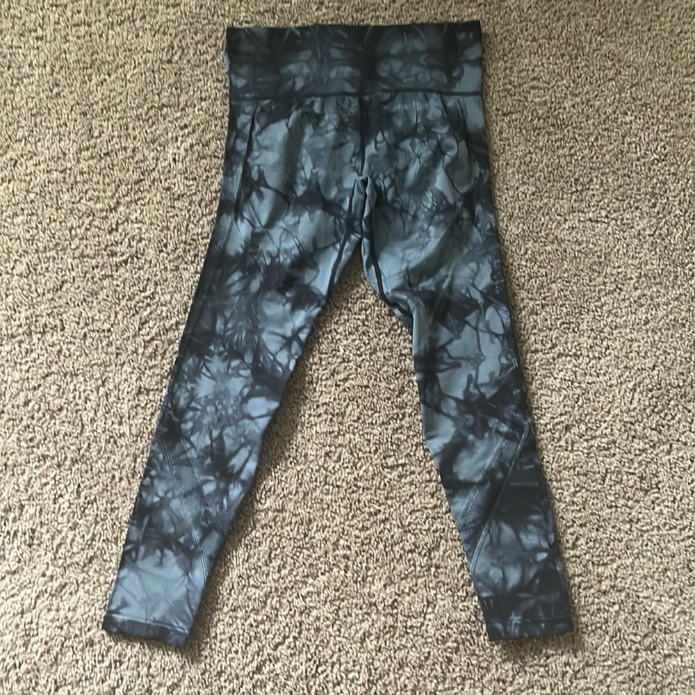 Soulcycle tie-dye leggings, size medium